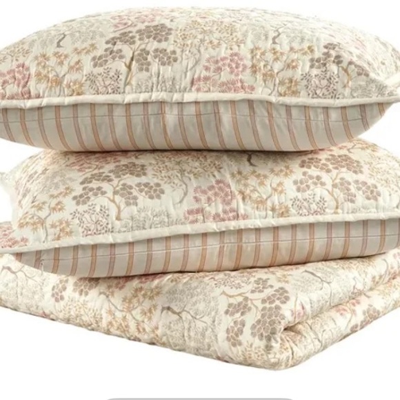 BNWT Orchard Trees Quilt Set with 2 Shams - Cream and Brown size # Full/ Queen - Picture 3 of 5